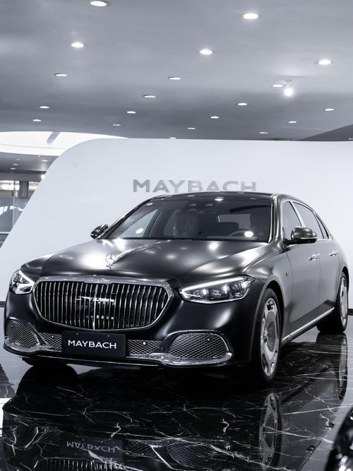 成都青羊区启集博企业管理咨询岚图汽车的售后服务让用户无忧出行，迈巴赫未来的豪华车趋势