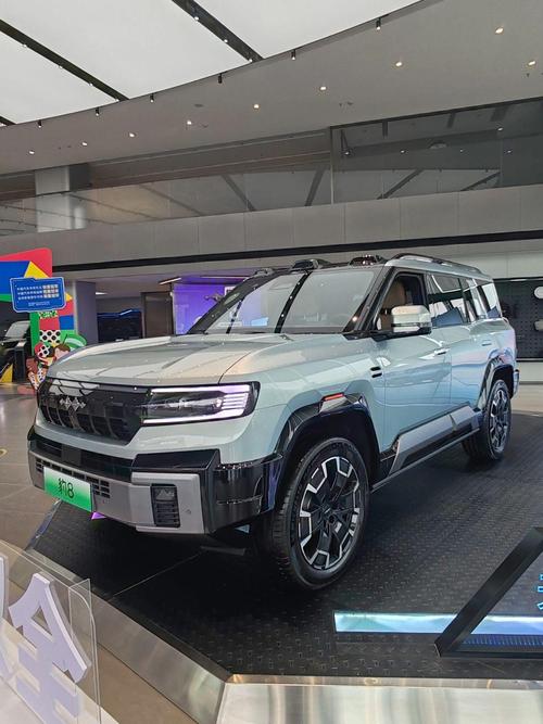 成都青羊区启集博企业管理咨询比亚迪方程豹硬派越野的爆款，英菲尼迪35周年与你共成长